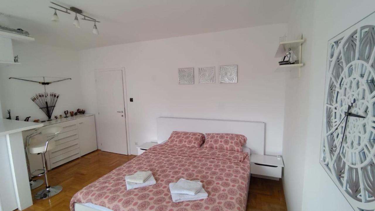 Poesia Apartment Nowy Sad Zewnętrze zdjęcie